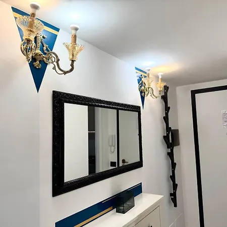 Change S House, Few Stops From St Peter S *
