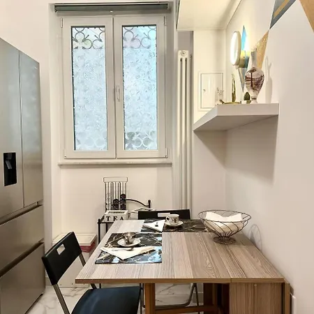 Change S House, Few Stops From St Peter S * Рим